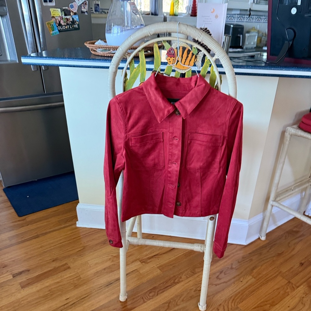 Red faux leather Medium Top